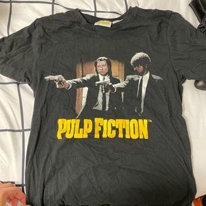 2XS Pulp Fiction graphic tee in black